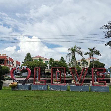 Nansang One Homestay 8Pax 4Rooms Sibu Eksteriør billede