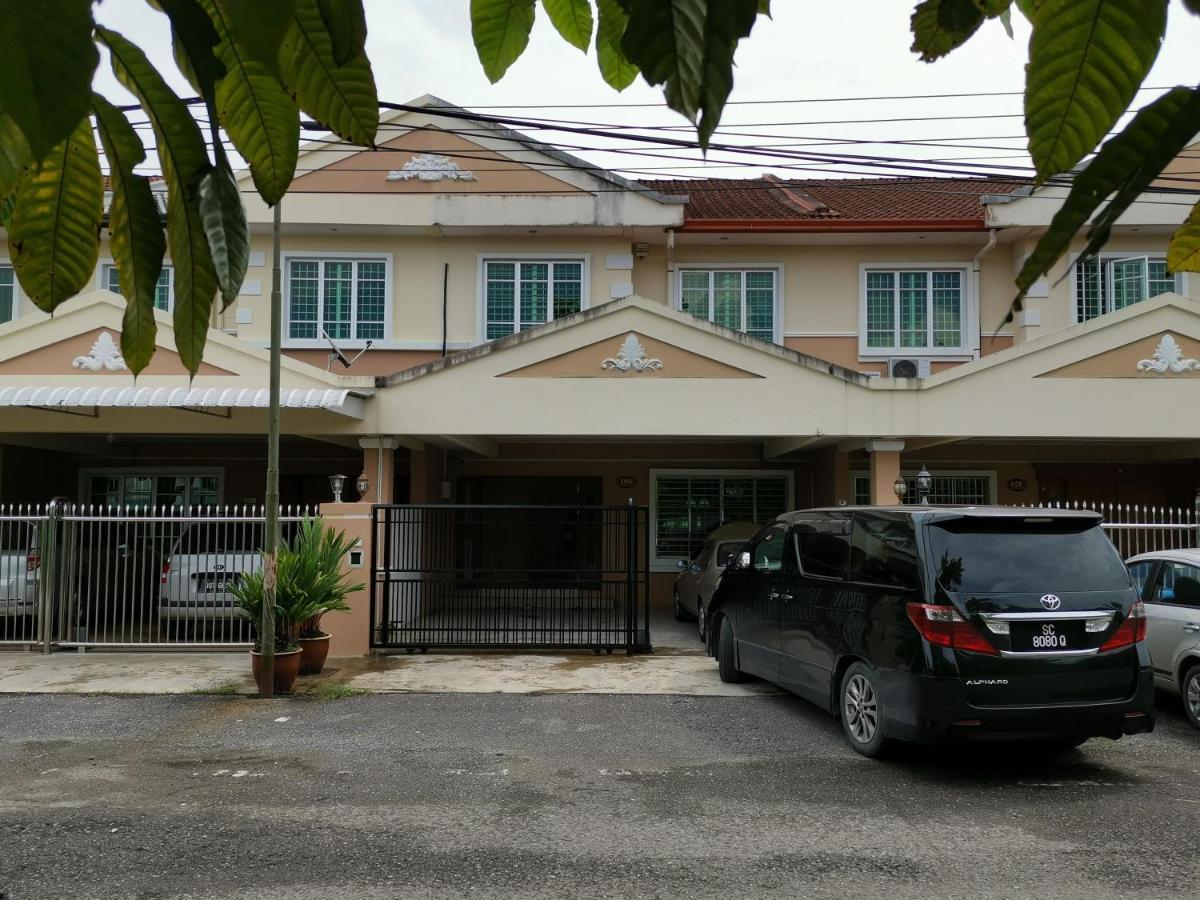 Nansang One Homestay 8Pax 4Rooms Sibu Eksteriør billede